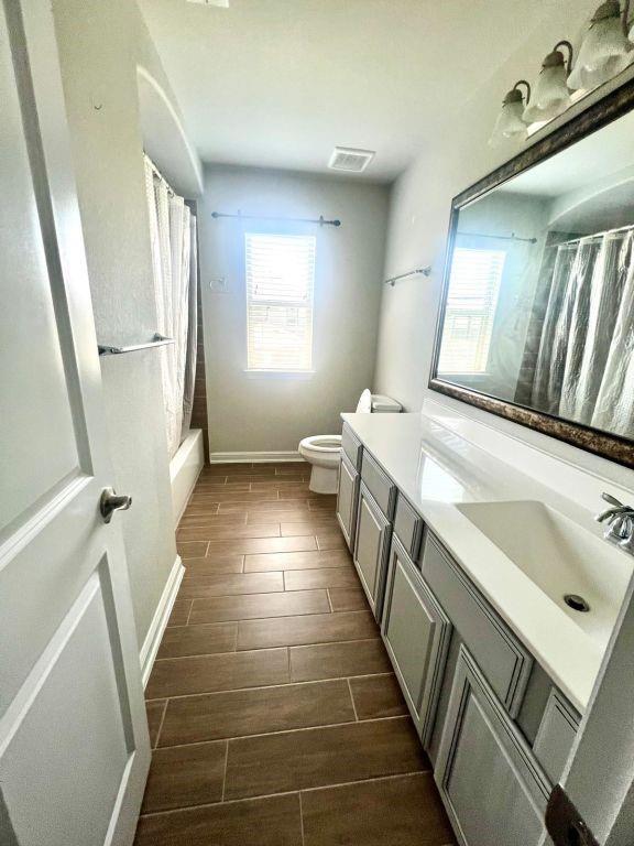 4923 Lacebark Pine Trail, Rosenberg, Texas image 31