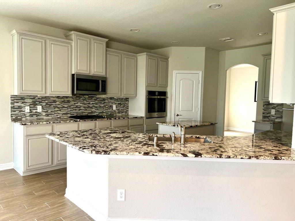 4923 Lacebark Pine Trail, Rosenberg, Texas image 5