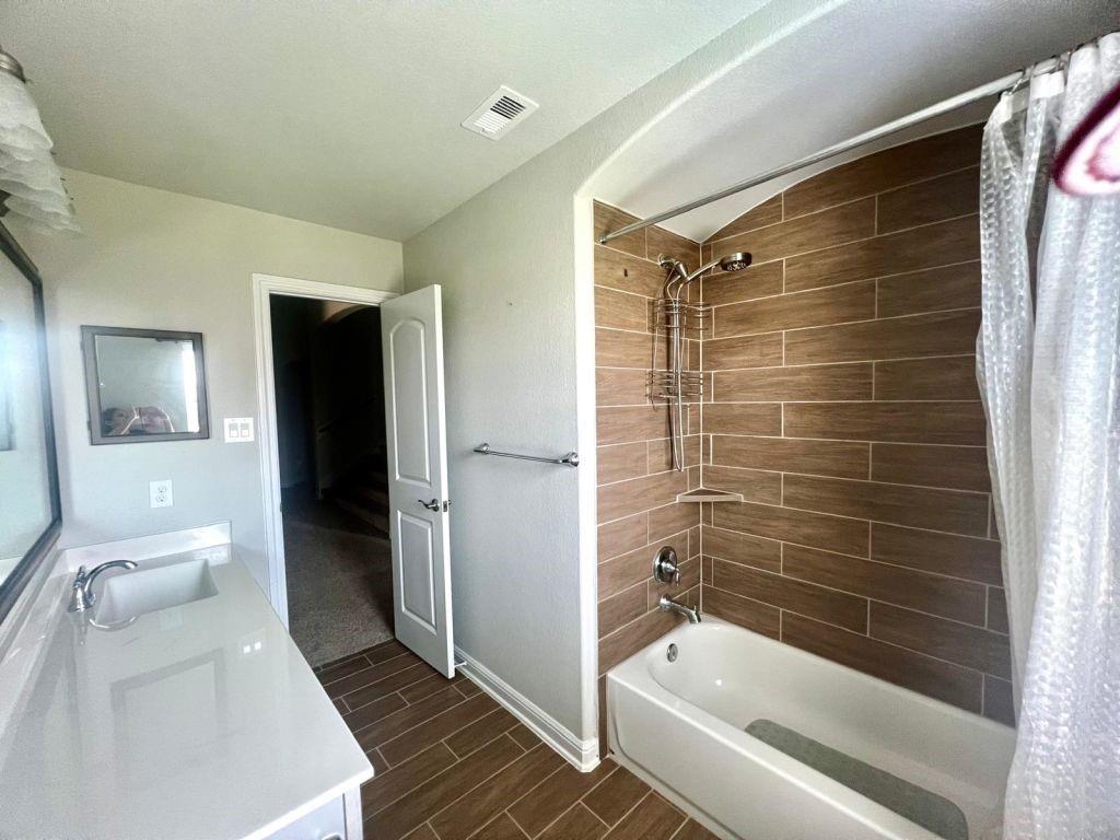 4923 Lacebark Pine Trail, Rosenberg, Texas image 33