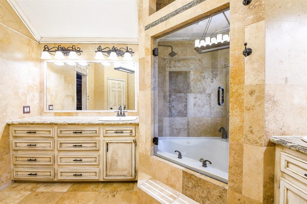 3006 Candle Hill Drive, Spring, Texas image 38