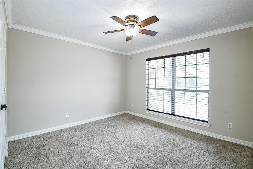 3006 Candle Hill Drive, Spring, Texas image 26