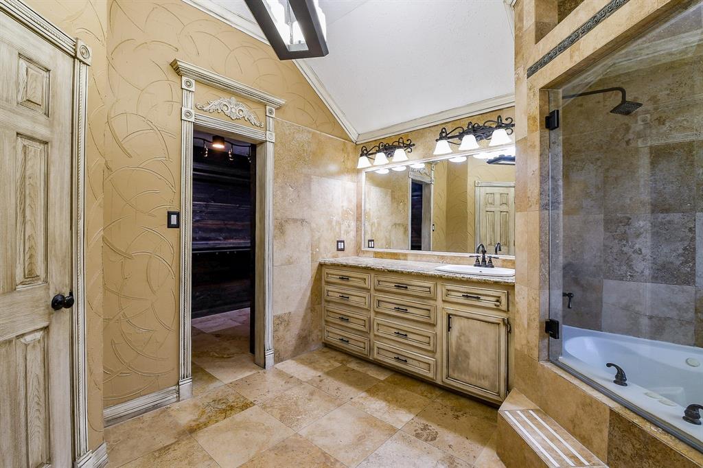 3006 Candle Hill Drive, Spring, Texas image 40