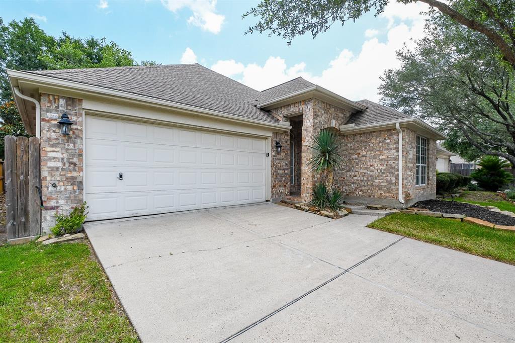 3006 Candle Hill Drive, Spring, Texas image 3
