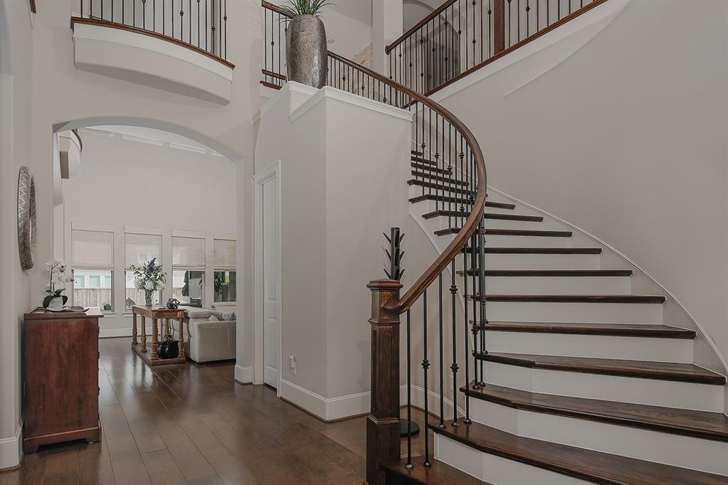 55 HEDGEDALE WAY