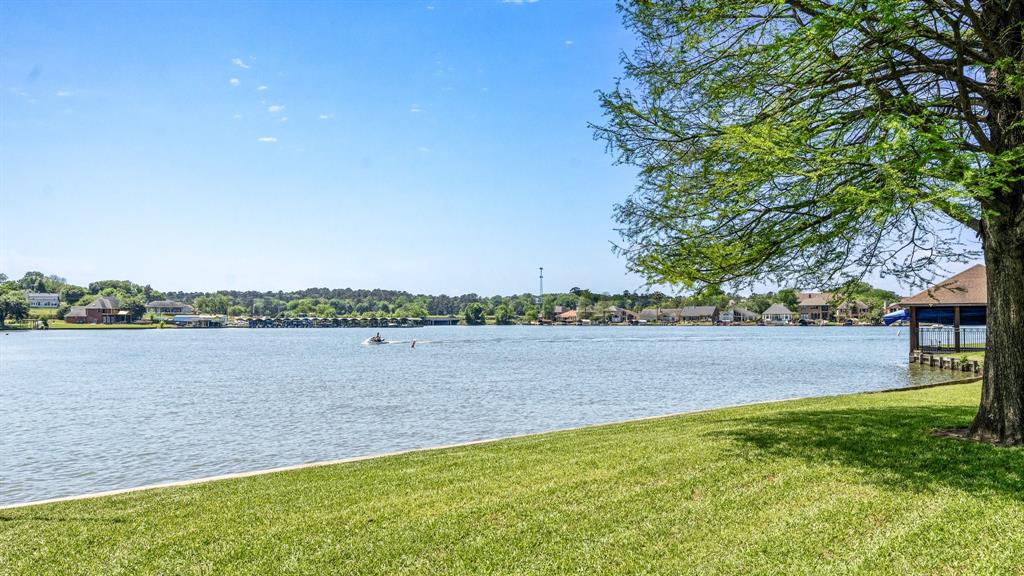 104 April Breeze Street, Montgomery, Texas image 34