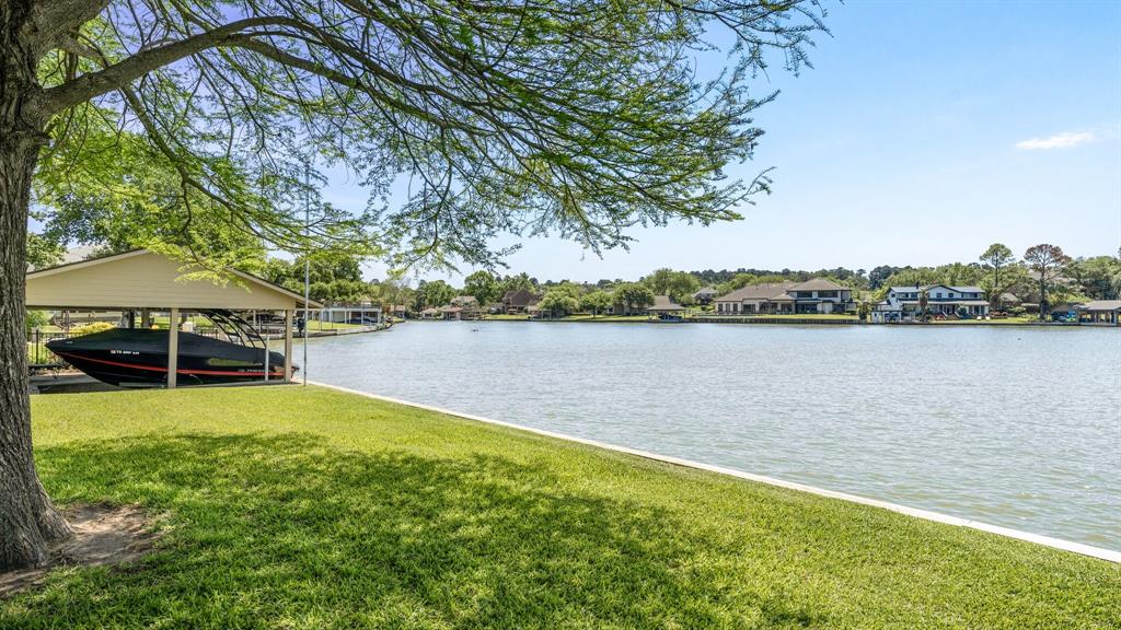 104 April Breeze Street, Montgomery, Texas image 35