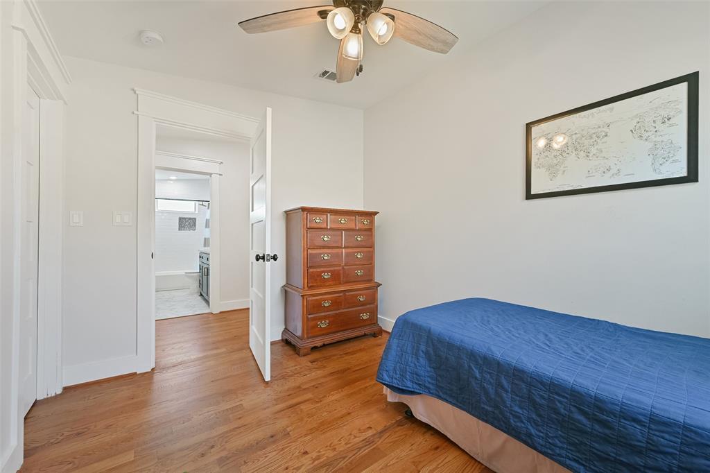 1212 Avenue L, Galveston, Texas image 25