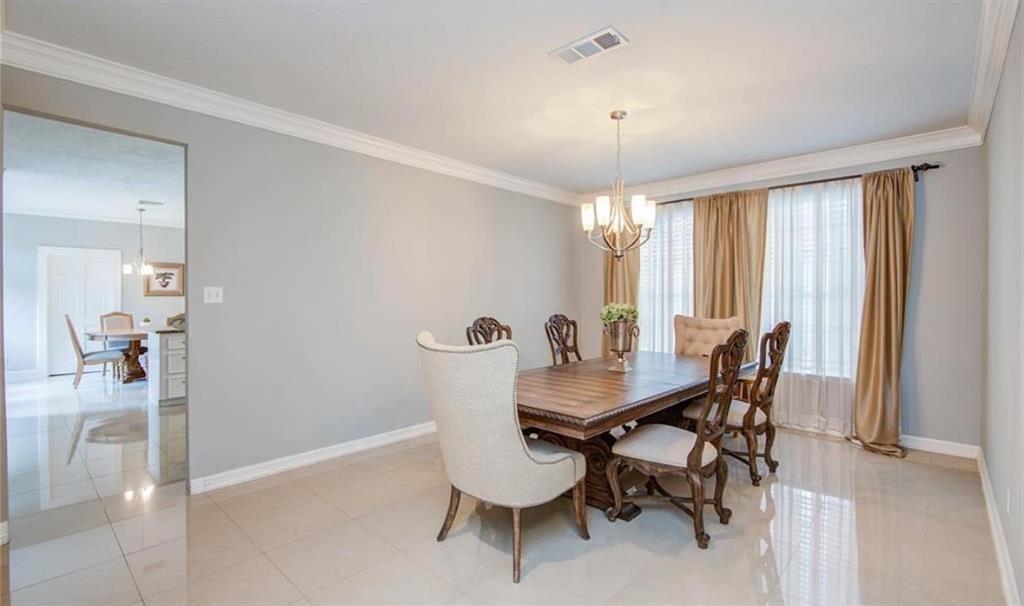 3434 Amber Forest Drive, Houston, Texas image 10