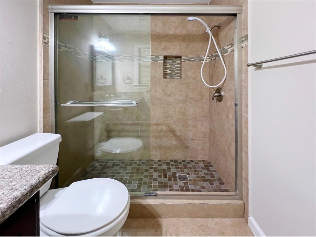 4616 Birch Street, Bellaire, Texas image 14