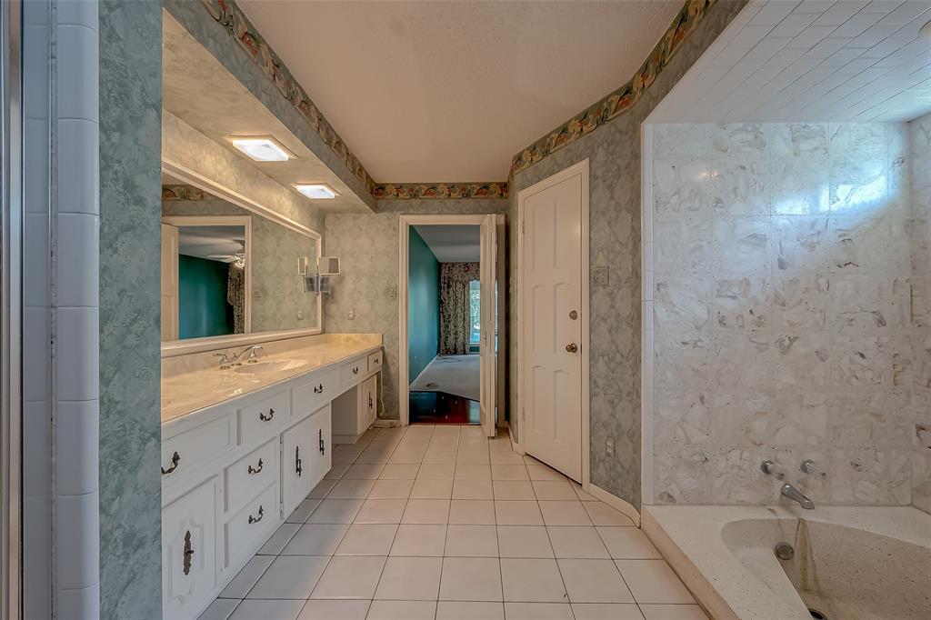 3827 Kiamesha Drive, Missouri City, Texas image 46