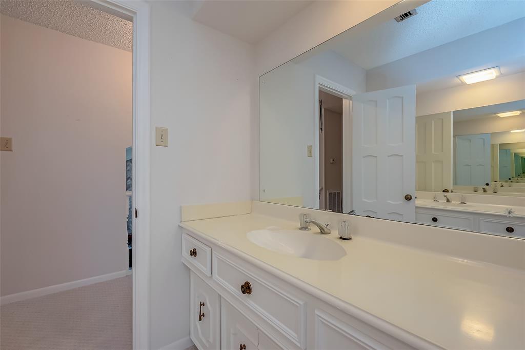 3827 Kiamesha Drive, Missouri City, Texas image 28