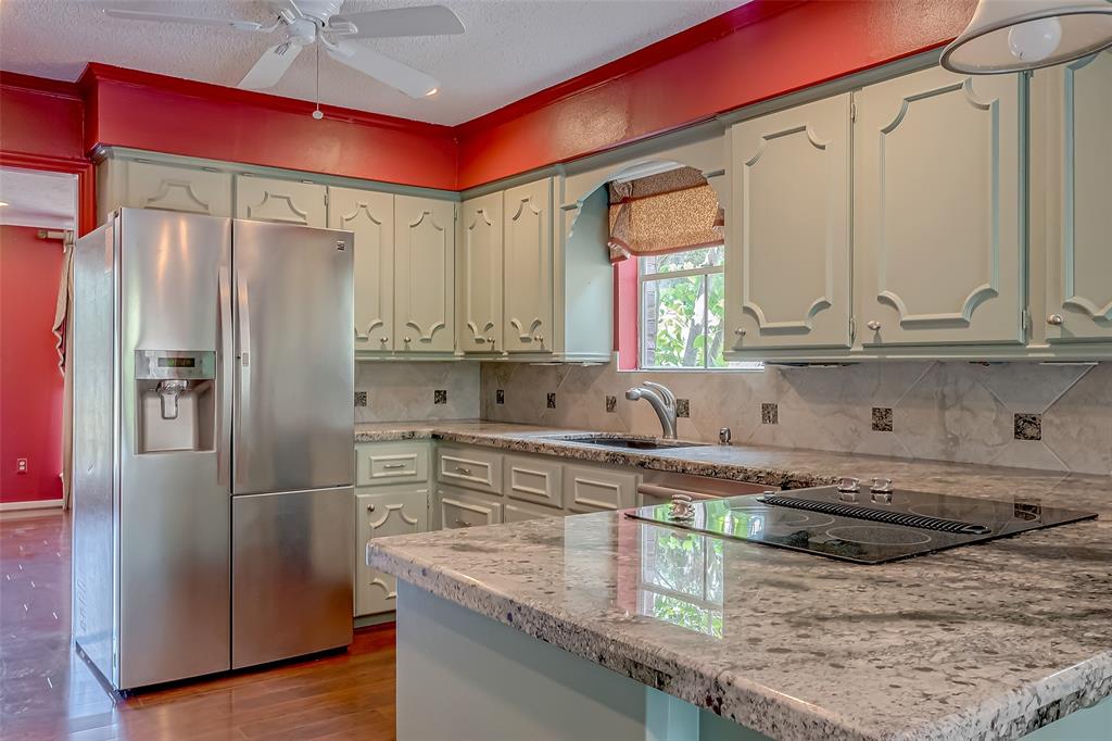 3827 Kiamesha Drive, Missouri City, Texas image 15