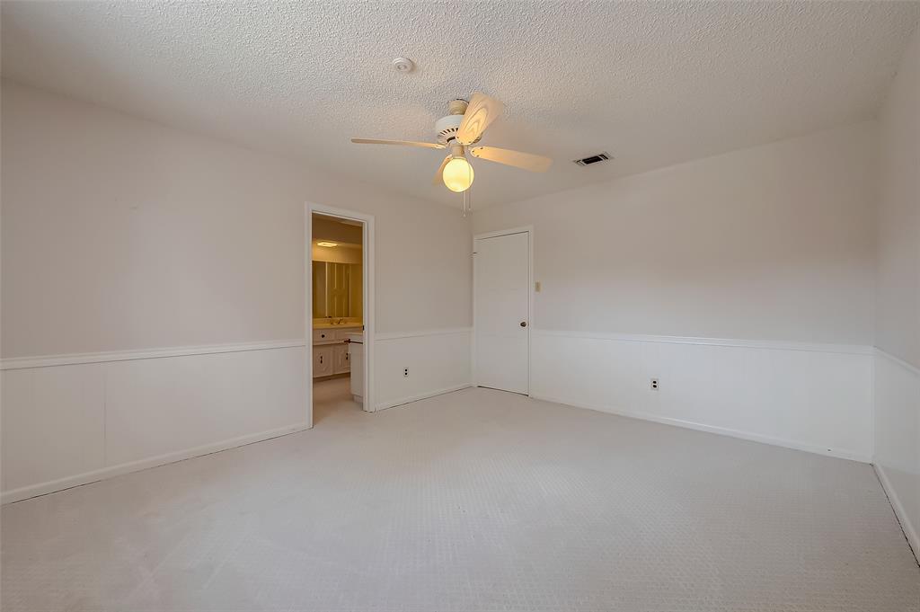3827 Kiamesha Drive, Missouri City, Texas image 31