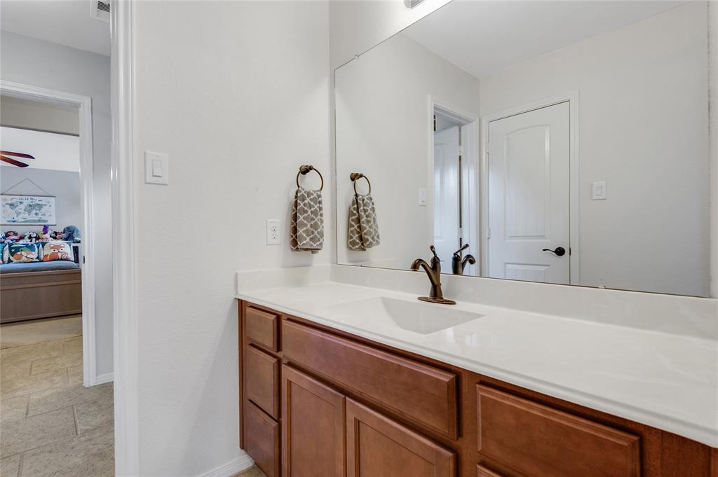 21014 Mystic Stone Drive, Tomball, Texas image 28