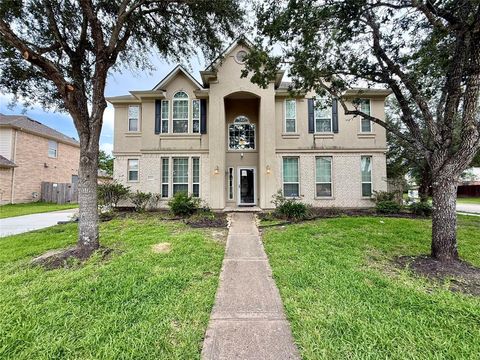 Photo of 12501 Pepper Creek Ln Ln, Pearland, TX 77584 (MLS # 58059584)