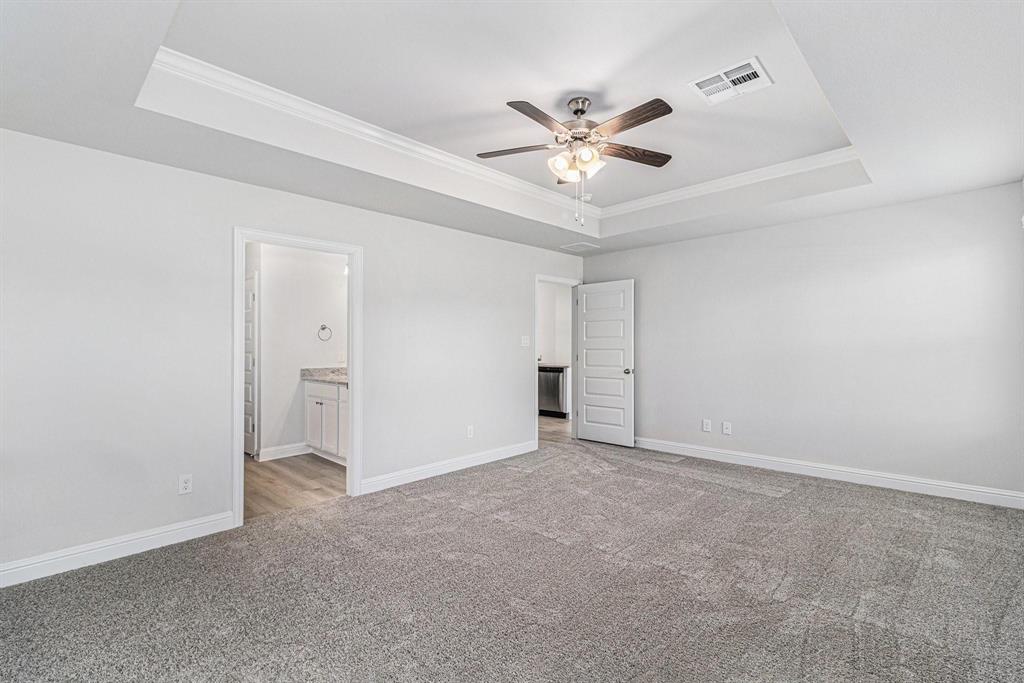 4210 Leslies Way Way, Dickinson, Texas image 37