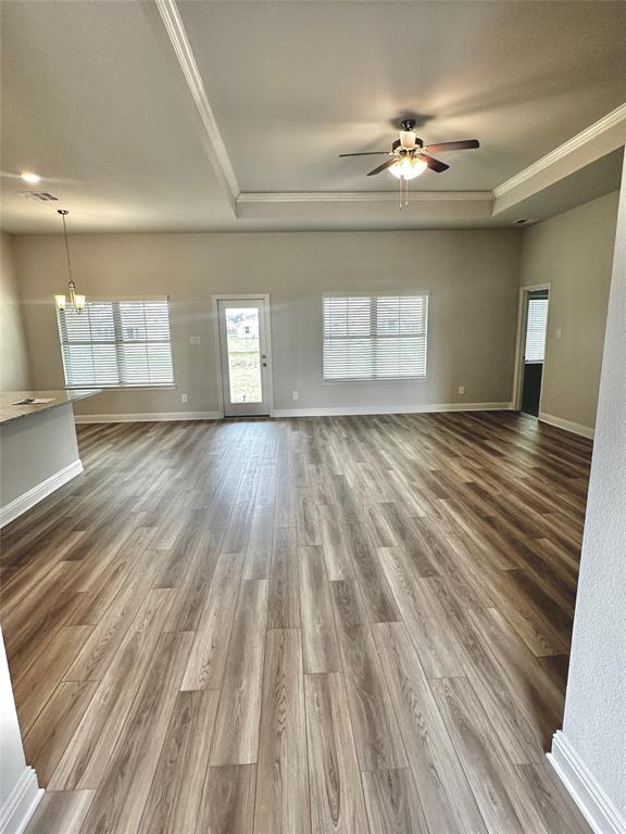 4210 Leslies Way Way, Dickinson, Texas image 4