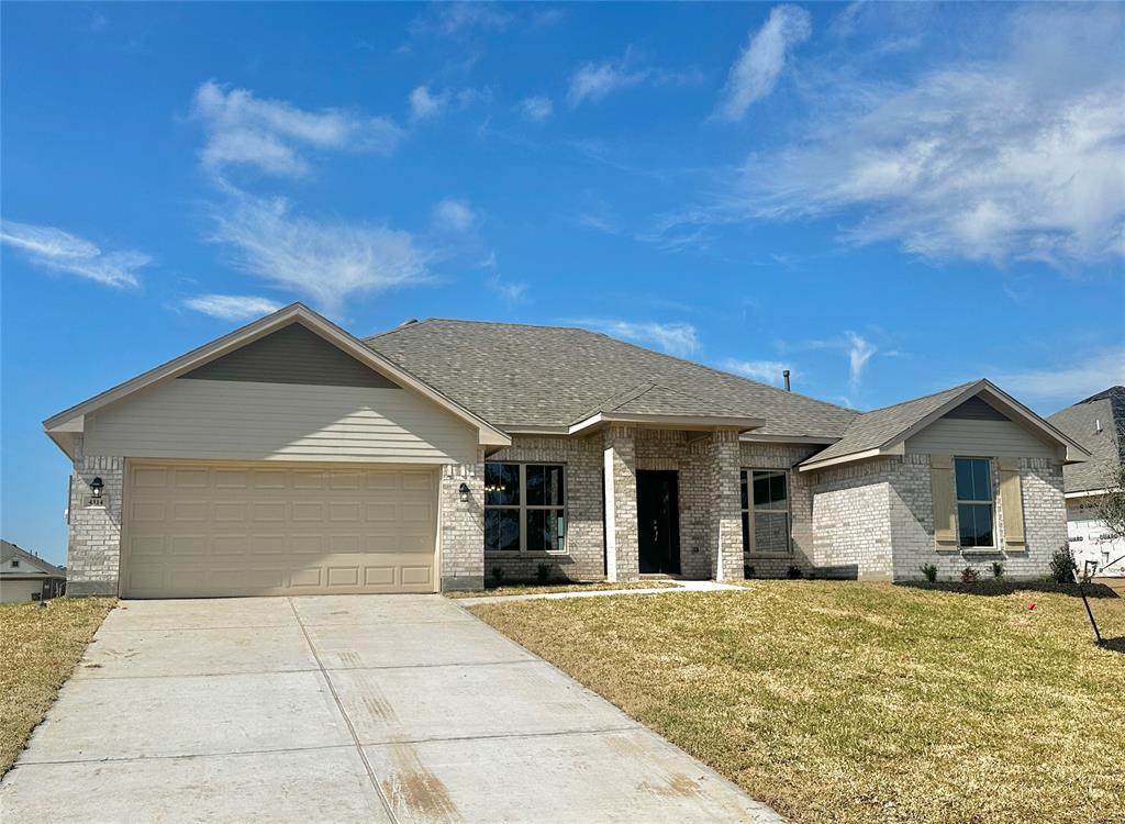 4210 Leslies Way Way, Dickinson, Texas image 1