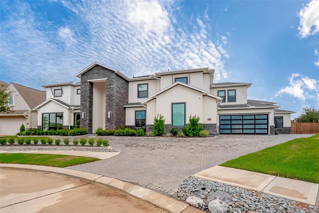 11406 Lago Bella Drive