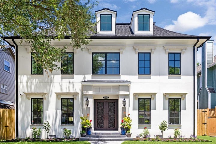 Photo 1 of 44 — 2216 Tangley Street, Houston, TX 77005