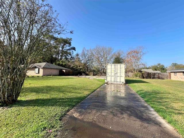 320 Hebert Street, Vidor, Texas image 1