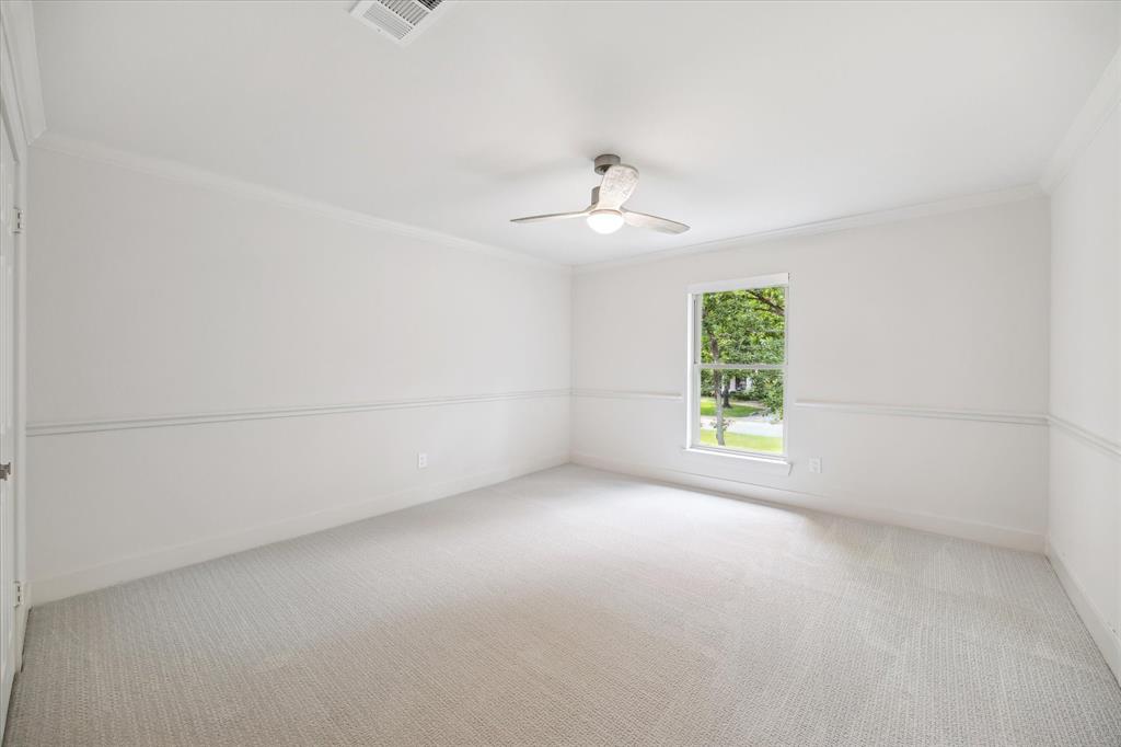2819 W Wildwind Circle, The Woodlands, Texas image 27