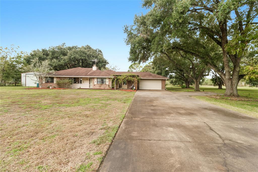 8401 Thompson Road, Highlands, Texas image 27