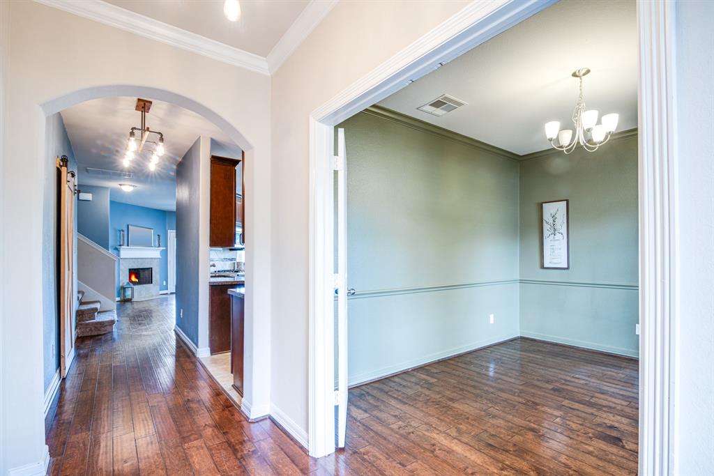 616 New London Drive, League City, Texas image 5