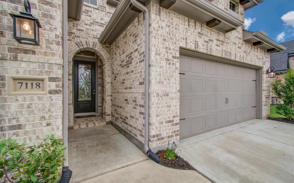 7118 Pondhawk Drive, Katy, Texas image 3