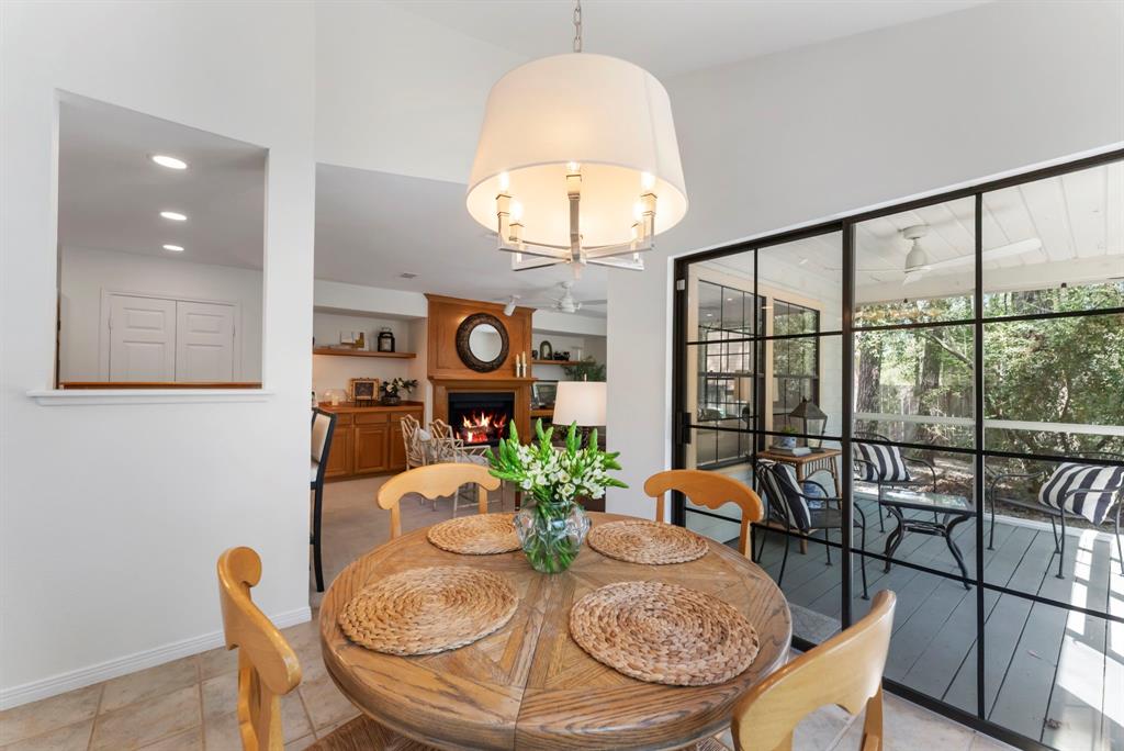 27 Sky Terrace Place, The Woodlands, Texas image 13