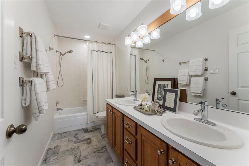 27 Sky Terrace Place, The Woodlands, Texas image 19