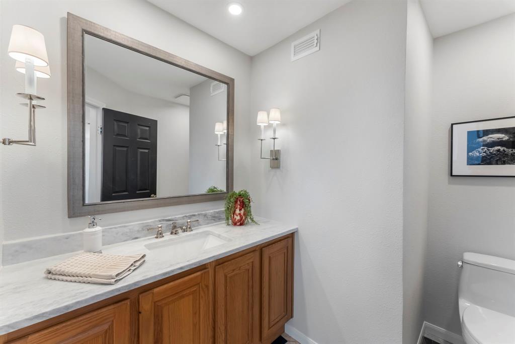 27 Sky Terrace Place, The Woodlands, Texas image 14