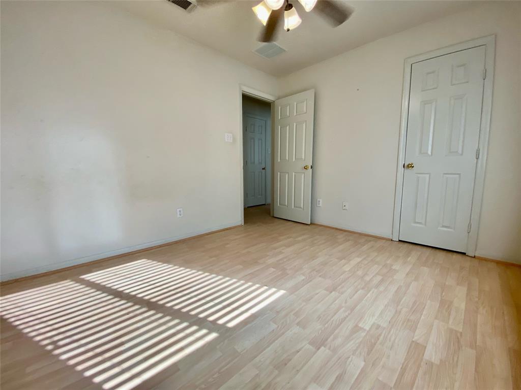 9414 Glendown Lane, Houston, Texas image 17