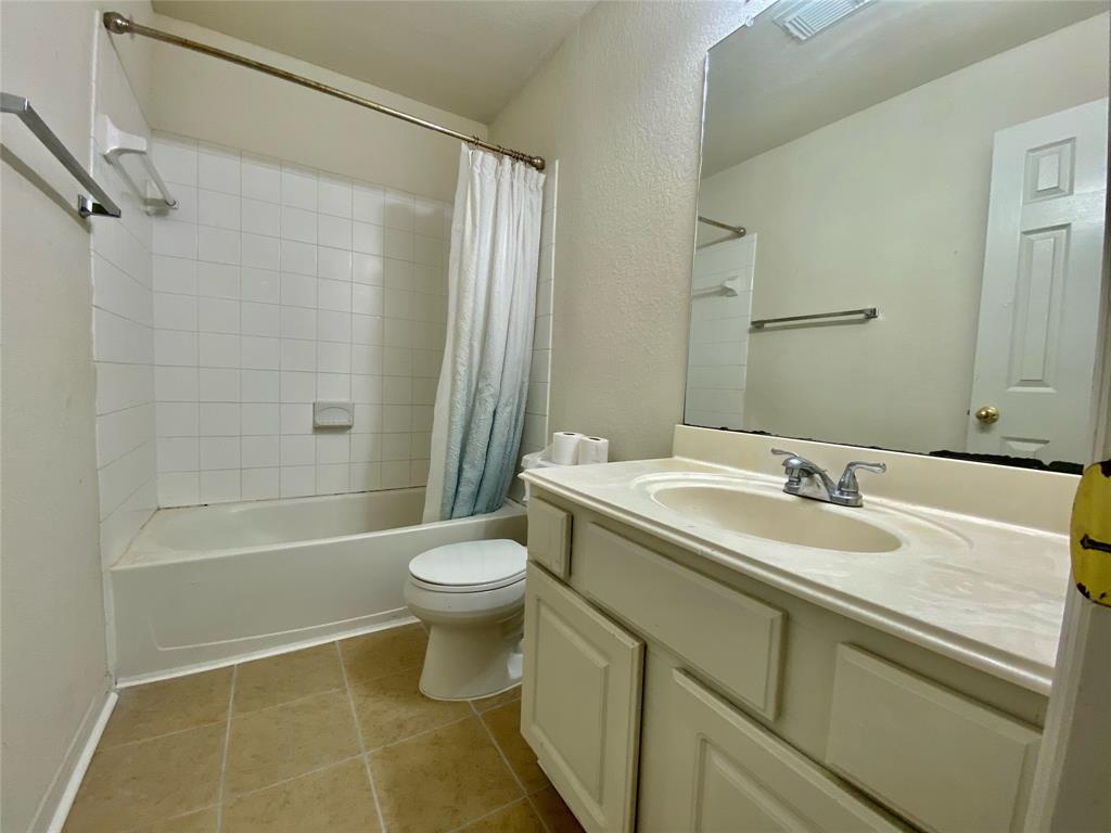 9414 Glendown Lane, Houston, Texas image 20
