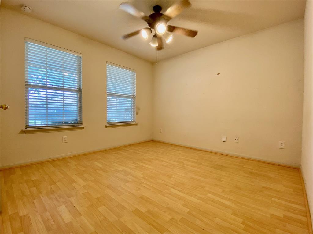 9414 Glendown Lane, Houston, Texas image 19