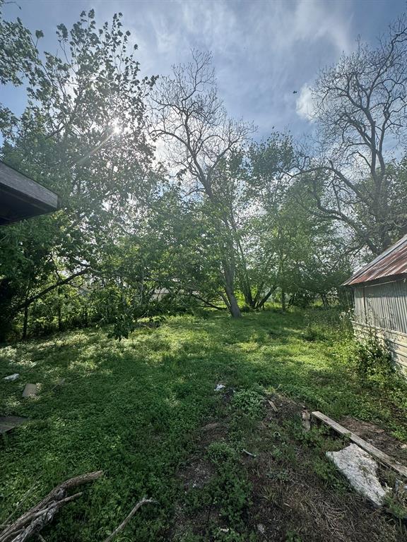 414 Correll Avenue, Wharton, Texas image 2
