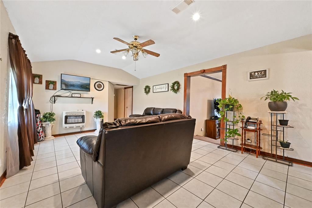 955 County Road 133, Liberty, Texas image 4