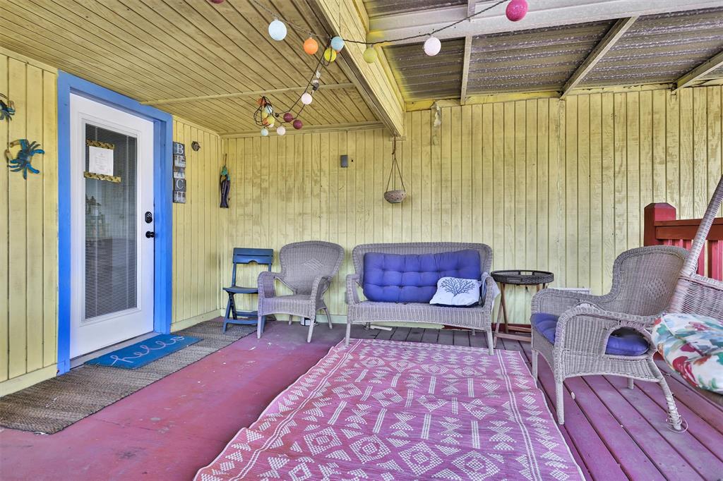 631 Clear Lake Road, Galveston, Texas image 33