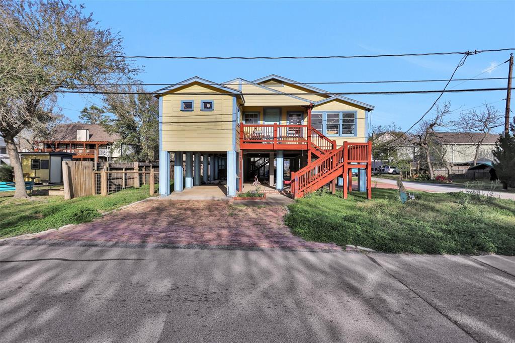 631 Clear Lake Road, Galveston, Texas image 2