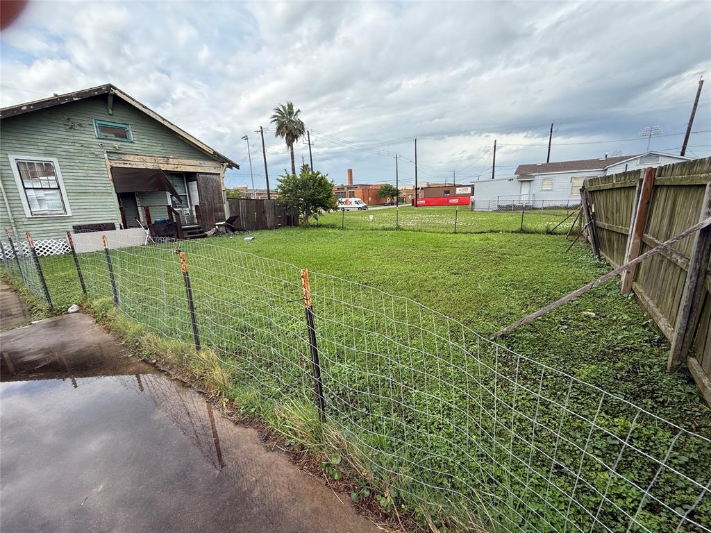 4311 Bernardo De Galvez Avenue, Galveston, Texas image 21
