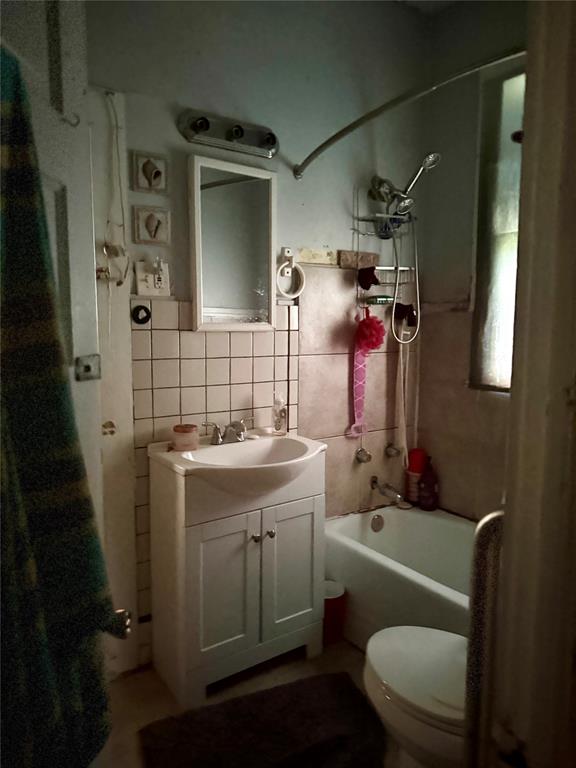 4311 Bernardo De Galvez Avenue, Galveston, Texas image 15