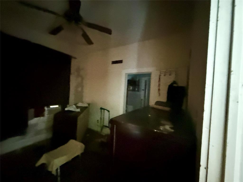 4311 Bernardo De Galvez Avenue, Galveston, Texas image 18