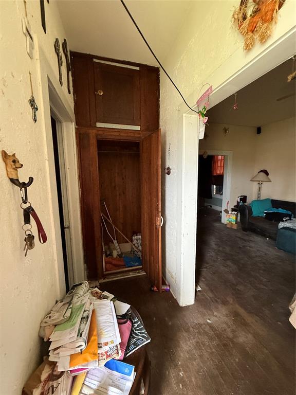 4311 Bernardo De Galvez Avenue, Galveston, Texas image 3