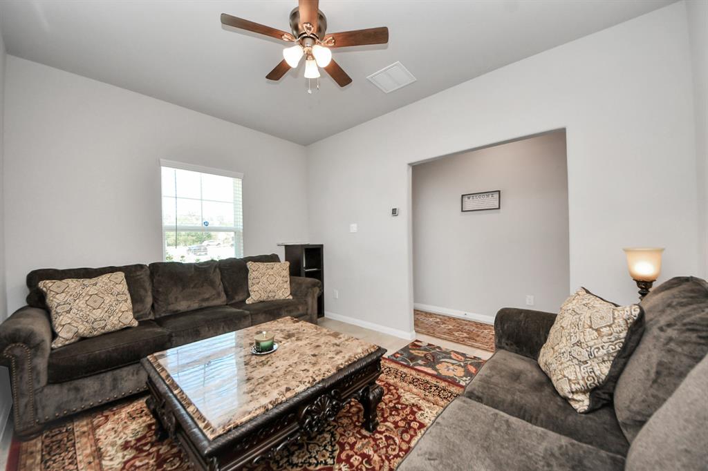 2517 Indigo Harvest Trail, Pearland, Texas image 8