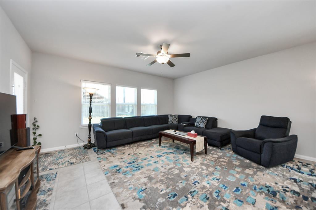 2517 Indigo Harvest Trail, Pearland, Texas image 10