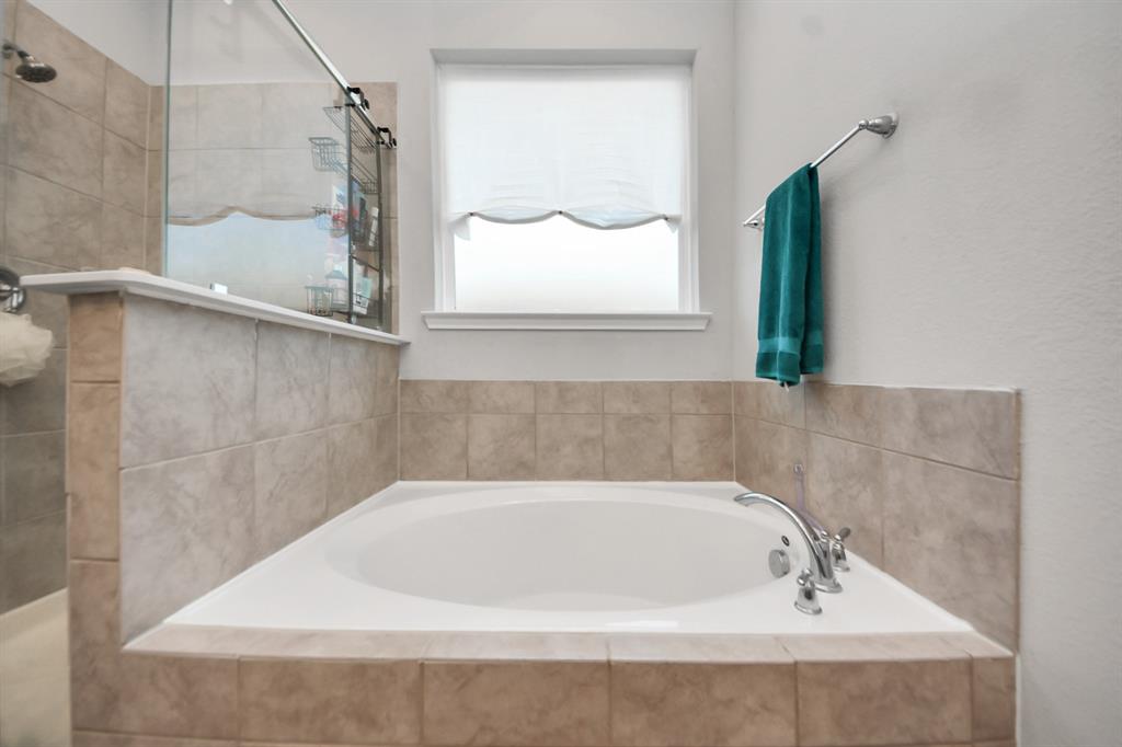 2517 Indigo Harvest Trail, Pearland, Texas image 26