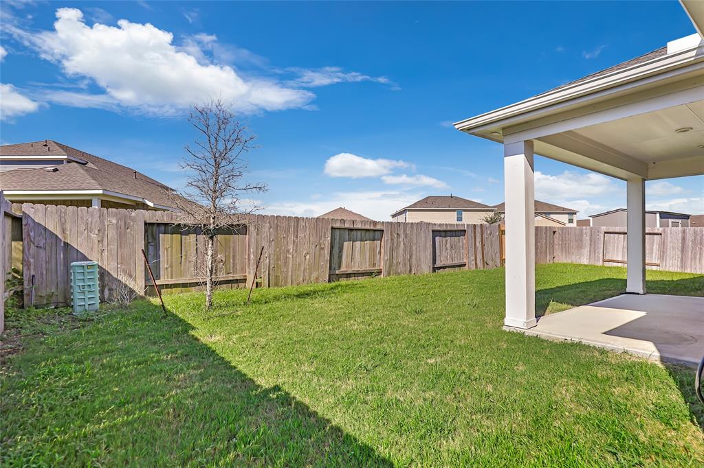 7607 Euros Lane, Baytown, Texas image 26