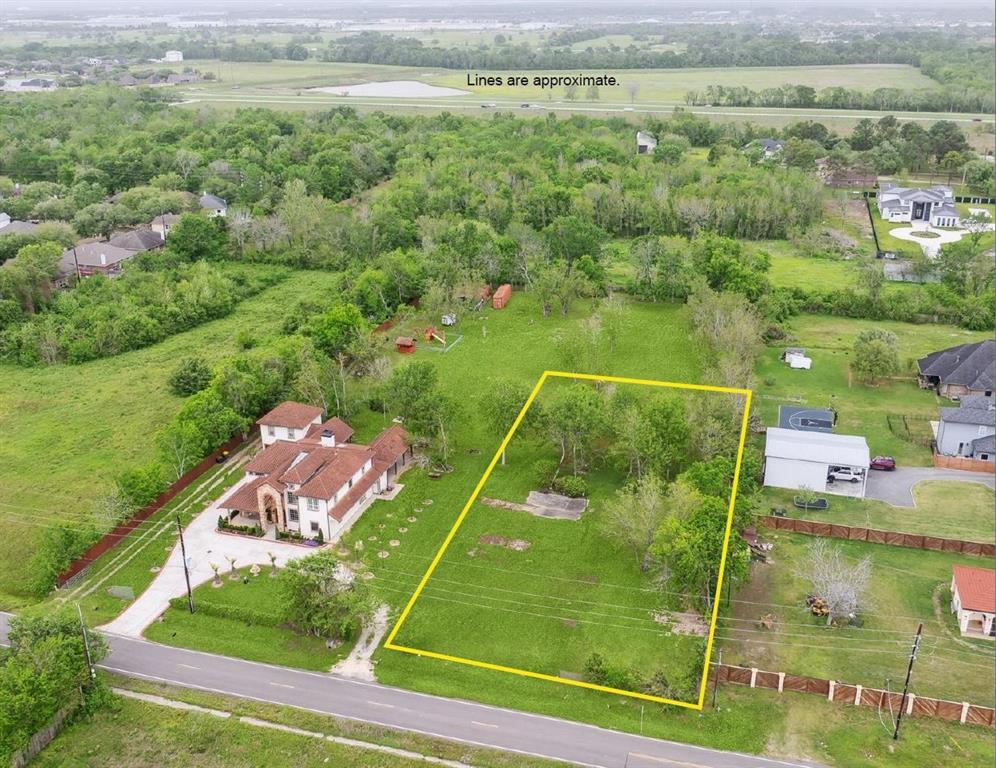 Hawk Road, Pearland, Texas image 1