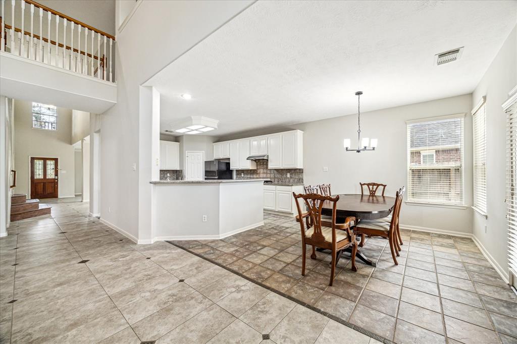 13822 Blue Vista Drive, Sugar Land, Texas image 7