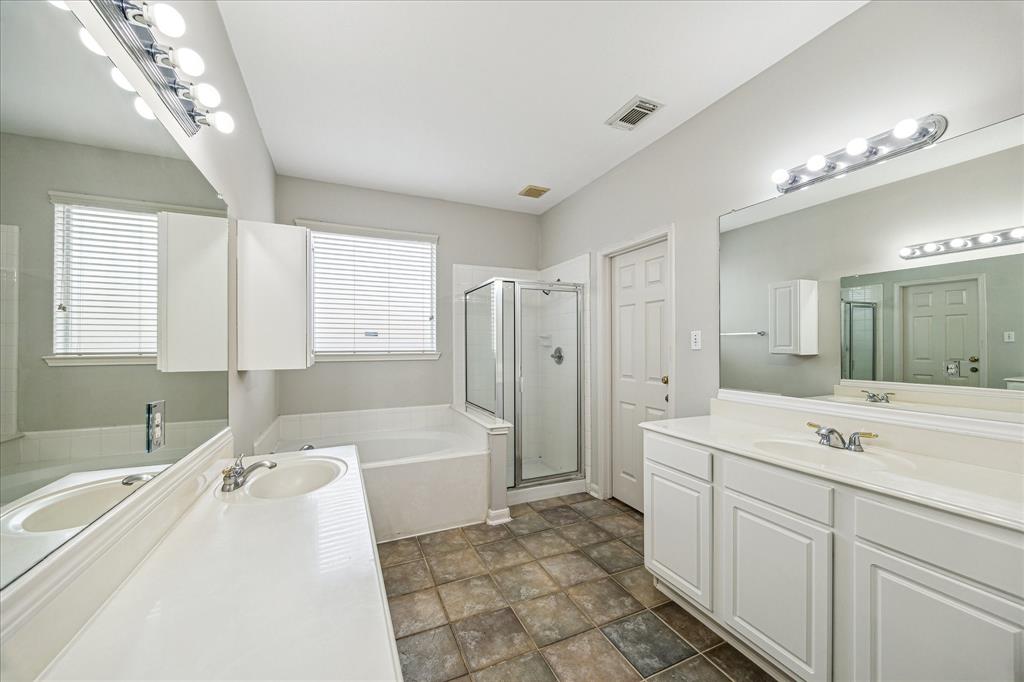 13822 Blue Vista Drive, Sugar Land, Texas image 16